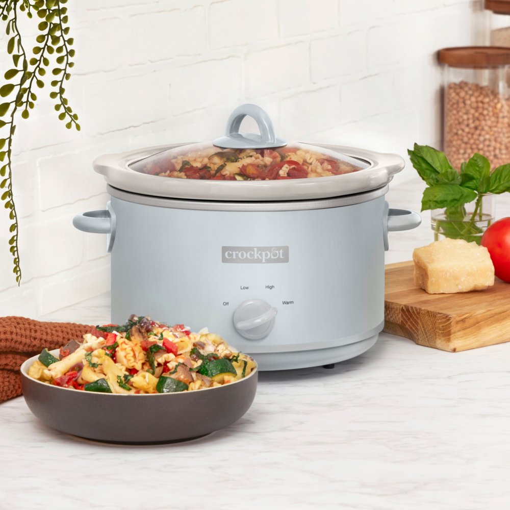 crock-pot-manual-design-series-4-5-quart-slow-cooker-macaroon-blue-k7 DC-39109-Crockpot_2022FallDesigns-Macaron-ATF04-nogfx